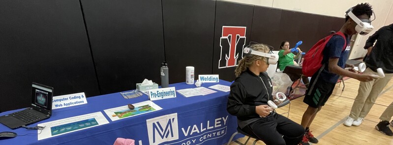 MVCTC Supports Trotwood-Madison Middle School Family STEAM Night Image
