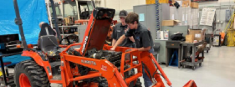 Diesel Power Technologies Students Participate in FFA Ag Power Diagnostics Contest Image